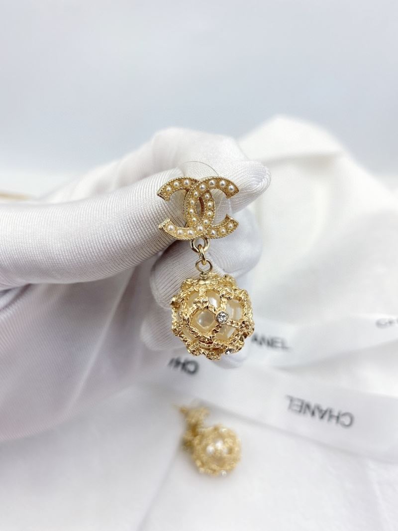 Ch**el earrings